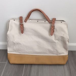 Heritage leather company travel bag
